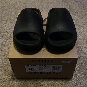 Adidas Kids Yeezy Slide Black